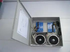 Al168600cb Altronix Power Supply. 18vac Or 16vac At 40a 8 Fused Ptc Outputs