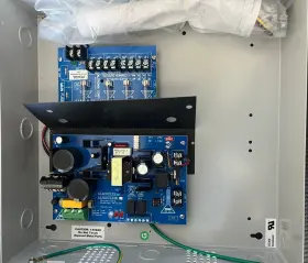 Al400ulpd4 Altronix Power Supply 12/24vdc 4a 4 Output Enclosure