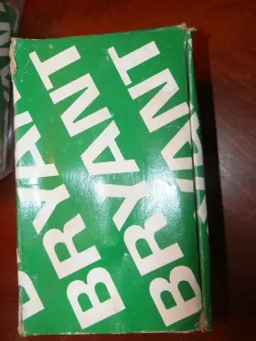 L-05210-00 Bryant Switches 10 Pack New In Package Box Has Wear