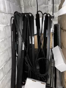 P5-1f0c3 Chatsworth Lot Of 30- Econnect Pdu 30a 200-240v Single Phase Power
