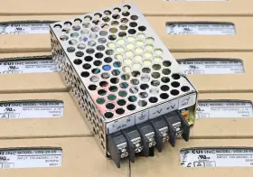 Vgs-25-5 Cui Inc Ac Dc Converter Output 5v 25w 5a 88 - 264 Vac Input Power Supply