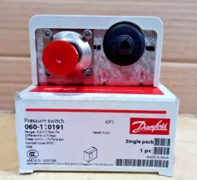 060-110191 Danfoss 1pc- Pressure Switch Kp1 1/4 Ip44- Brand New #3