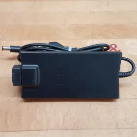 Da90pe3-00 Dell Laptop Adapter In 100 240v 1.5a Out 19.5v 4.62a Pa-3e Family