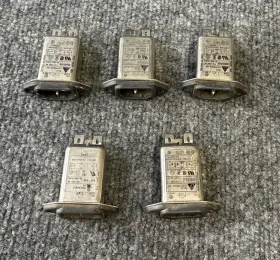 03deeg3e Delta Electronics Lot Of 5 - 3-blade Male Power Module 3a 115/250v Used