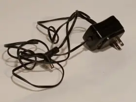 Bi12t-090060-1 Egston Switching Power Supply 9vdc 600ma Output As Shown