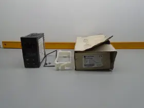 7em431123000 Eurotherm Model W115