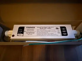 Led-1260ps France Led Driver Power Supply 120-277v 60 Hz 12 Vdc 60w - New