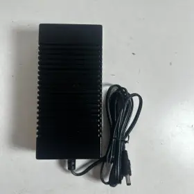 Lr53820 Ibm Black Input 100-240v Output 15v Hi Pot Dc Power Supply Adapter