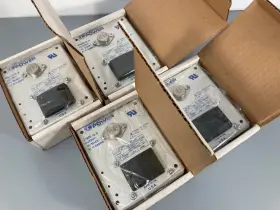 Iha15-0.9 International Power Supply 12-15 Vdc Output New Old Stock Usa