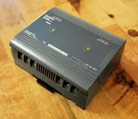 Kv-u3 Keyence 24vdc 1.4a Power Supply Kvu3 - Used