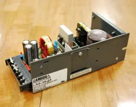 Lss-39-24 Lambda 24vdc 6.5a Power Supply Input 85-132vac Or 110-170vdc - Used