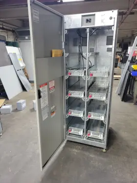 37bp040xmx1bnl Liebert Battery Cabinet Intermittent Duty 88 Amps 391 Vdc Hx205