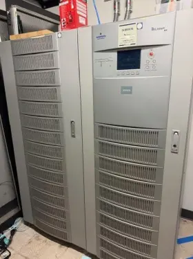 108544 Liebert 402323 Nx 30 Kva Industrial Ups Gray Uninterruptible Power Supply