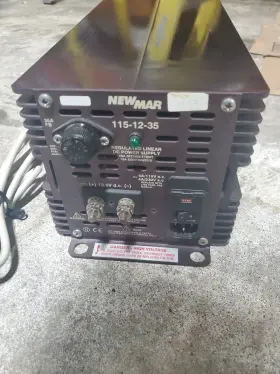 115-12-35 Newmar Cd Linear Power Supply 115vac Input 13.6vdc 35a Output