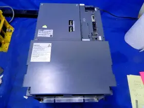 15kb-rn015 Niigata Mr-j3-du- Servo Drive Mitsubishi Plastic Injection