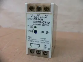 S82s-0712 Omron Dc Power Supply Unit 12vdc 0.6amp 100-240vac