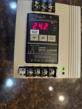 S8vs-24024b Omron S8vs-24024b/ed2 S8vs-24024b/ Ed2 Power Supply 24vdc 10a Free Shipping