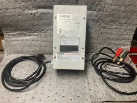Lc12-500-2 Sens Regulated Battery Charger 12v 3a