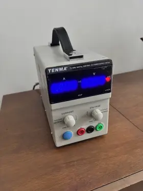 72-2690 Tenma Single Output Dc Bench Power Supply - 30v 5a