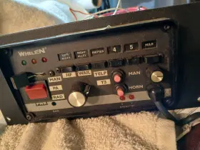 01-0864480-000 Whelen Whelan Amplifier Pn Model 295hfsa6 12.8 Vdc With Microphone