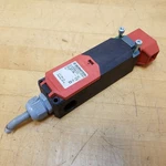Bernstein SLK-MVTU24UC-55-X Safety Switch, 230V, 4A Used. Fixed Price $119.69.